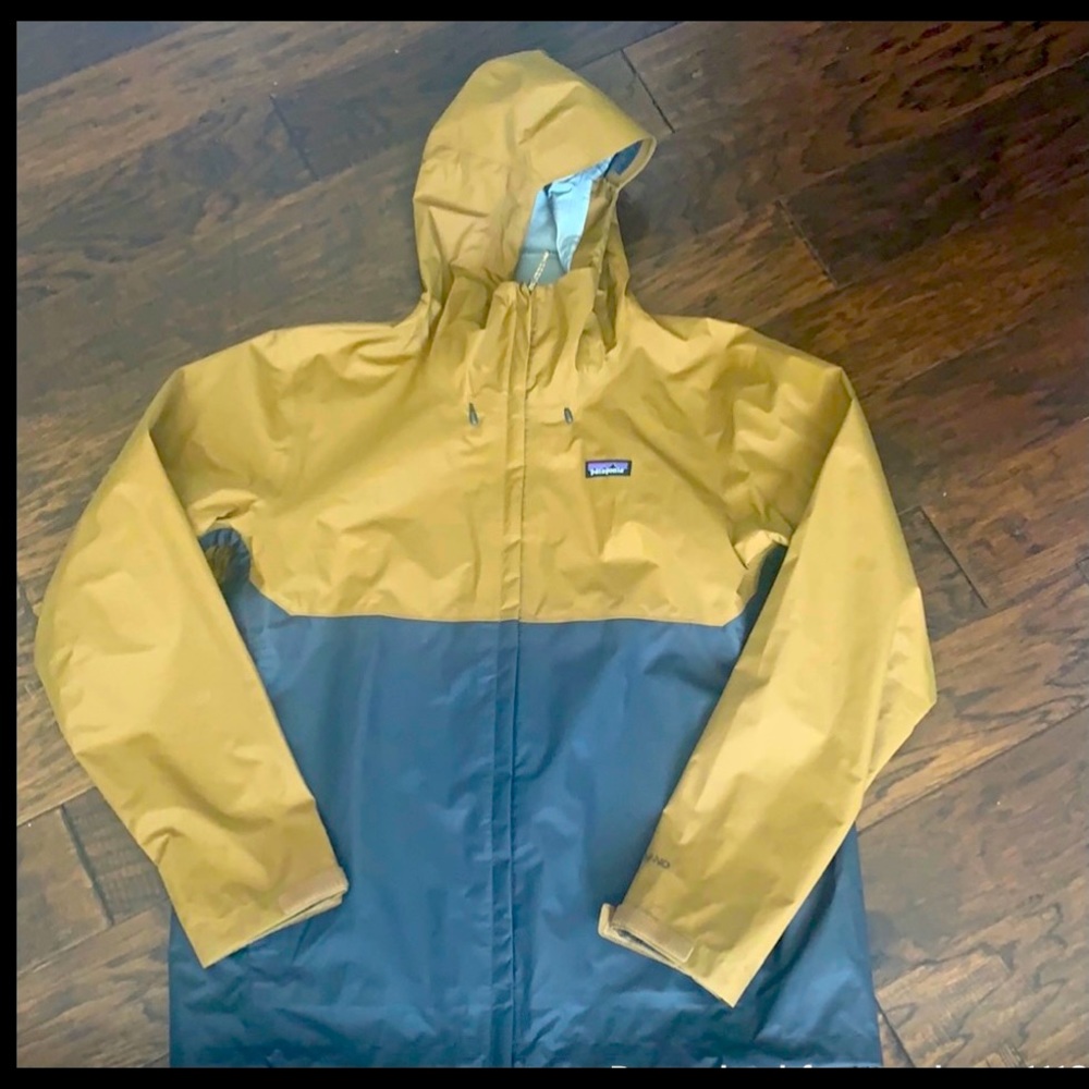 NWT Men’s Patagonia Jacket - Size XL